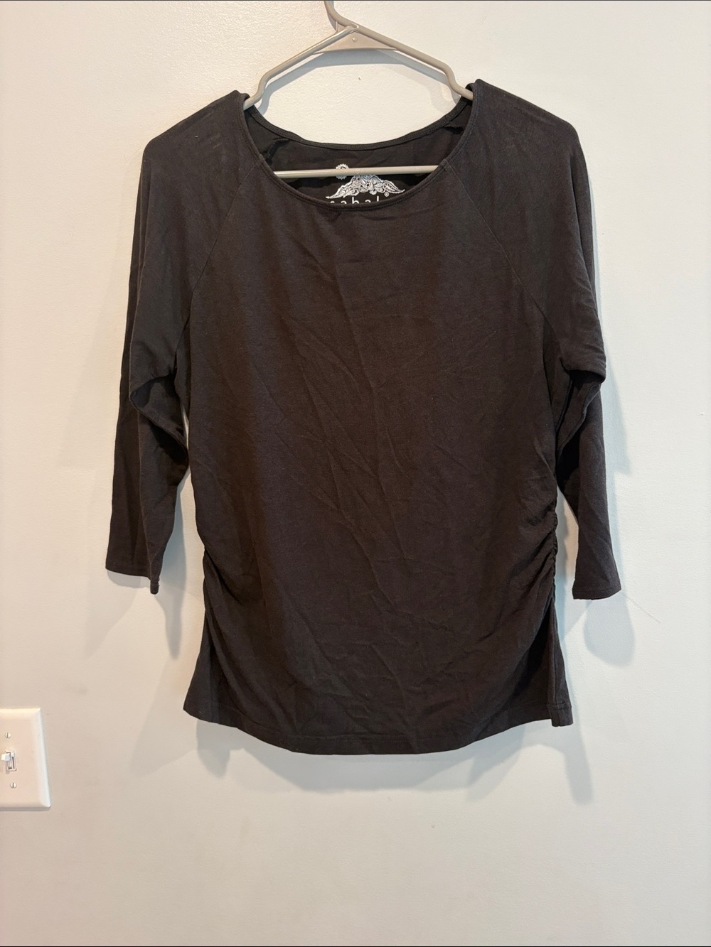 sahalie Black Long Sleeve Scoop Neck Top ptp 17 length 25.5